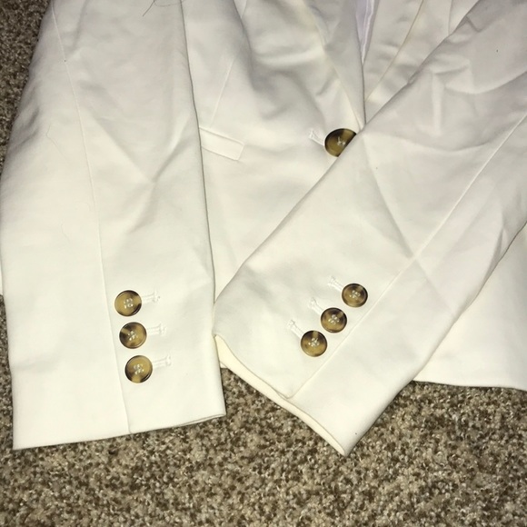 Blazer - Picture 2 of 2